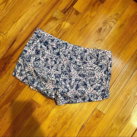 Lilly Pulitzer Shorts Size 4 - Picture 4 of 5